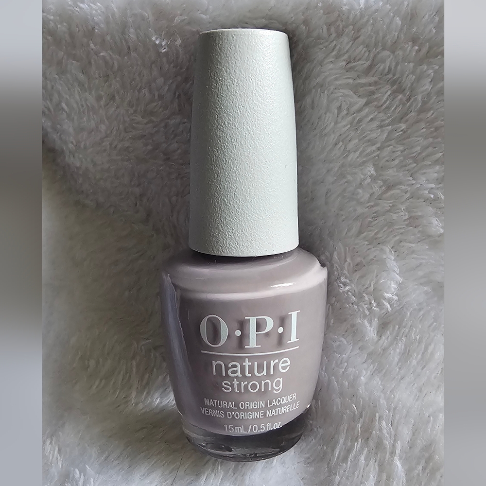 OPI Right as Rain Nail Polish